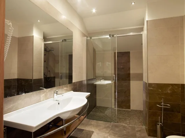 غرفة بسريرين منفصلين، Virginia Palace Hotel 10/10