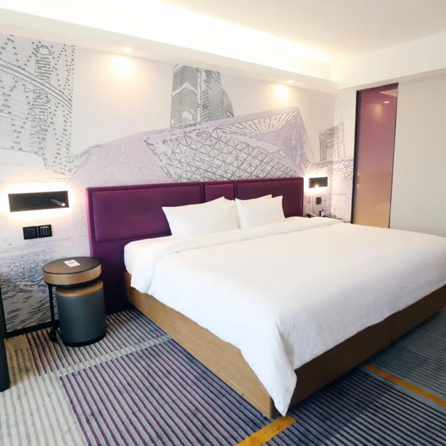 غرفة قياسية بسرير كينج، Hampton Inn Guangzhou China 1/10