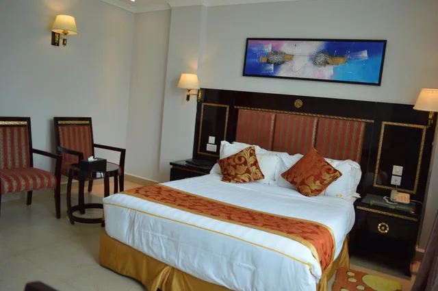 غرفة ديلوكس بسرير مزدوج، Tiffany Diamond Hotels - Mtwara 2/7