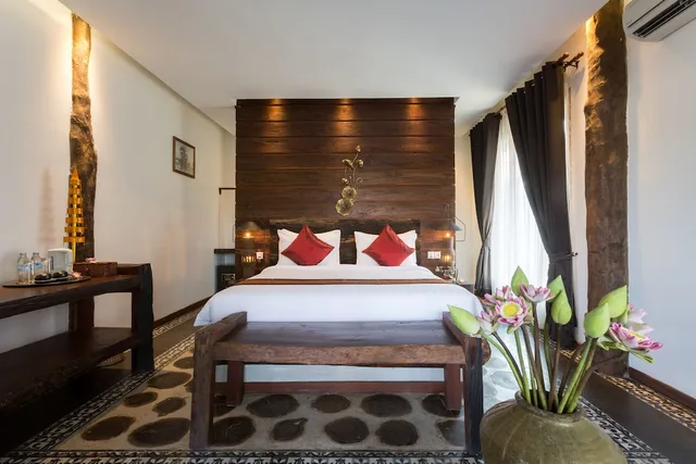 فيلا ملكية بستة أسرّة وسريرين كينج، JAVA WOODEN VILLA 2/5
