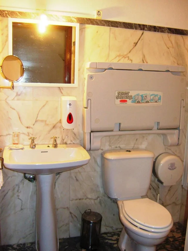 غرفة بسرير مزدوج، Alentejano Low Cost Hotel 5/6