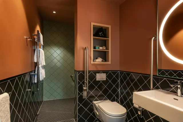 غرفة ديلوكس بسرير كينج، Sorell Hotel St. Peter 3/3