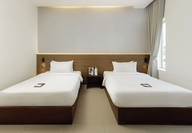 غرفة سوبيريور بسريرين منفصلين بإطلالة على المدينة، Kolab Sor Phnom Penh Hotel 2/3