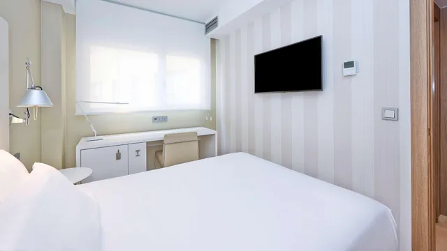 غرفة بسرير مزدوج بإطلالة، Nh Ciudad De Zaragoza 5/9