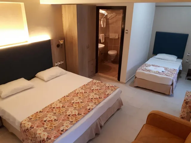 غرفة عائلية، Hamle Hotel 3/9