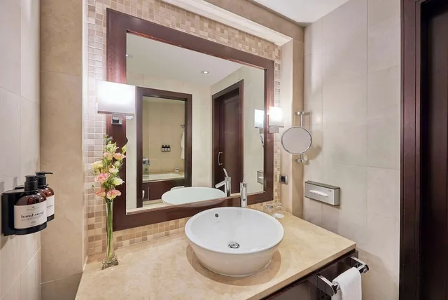 Junior Suite, King Bed, with Extra Bed, Sea View, NH Collection A Coruna Finisterre 6/6