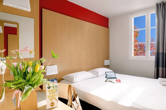 Double Room (1 Big Bed)، B&B Hotel at Disneyland Paris 1/5