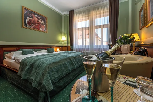 غرفة ديلوكس بسرير كينج، HASTAL HOTEL 5/8
