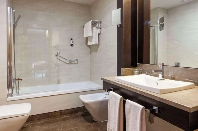 Spa, Double Bed, Arabian Floor، Macia Real De La Alhambra 6/8