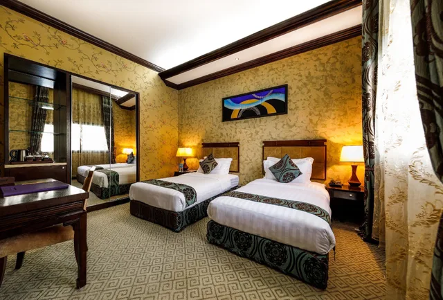 Gazelle، EMIRATES PARK RESORT 2/3