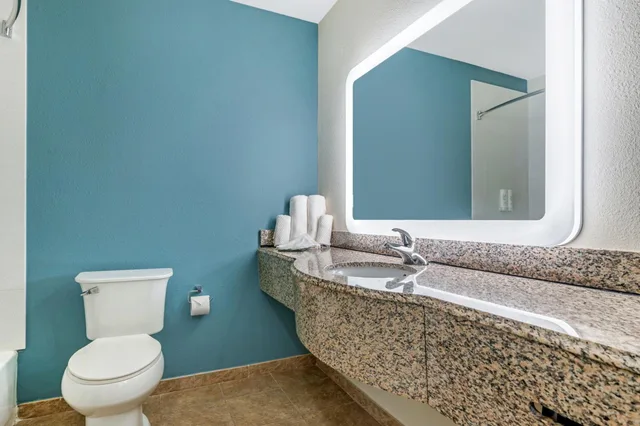 غرفة رباعية، Sleep Inn & Suites Newport News City Center Area 6/7