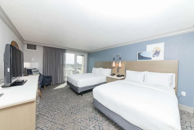 Room, 2 Queen Beds, Coast View, Balcony، Hilton Melbourne Beach Oceanfront 3/10