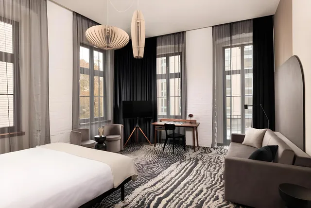 غرفة غراند ثلاثية، Hotel GIN 1/1