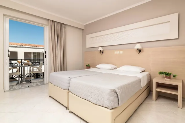 Standard, Double Bed, Land View، Karras Hotel 10/10