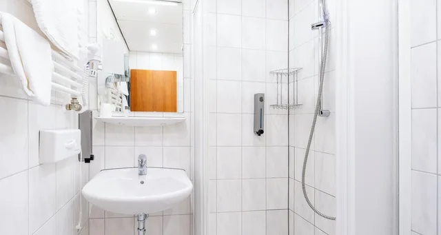 غرفة قياسية مفردة بسرير فردي، PLAZA Hotel Fohr am Bodensee 7/10