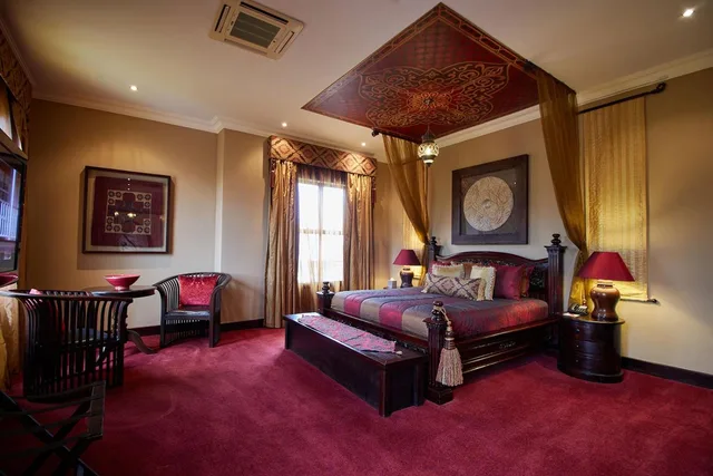 جناح رئاسي، The Royal Elephant Hotel Conference Centre 1/4