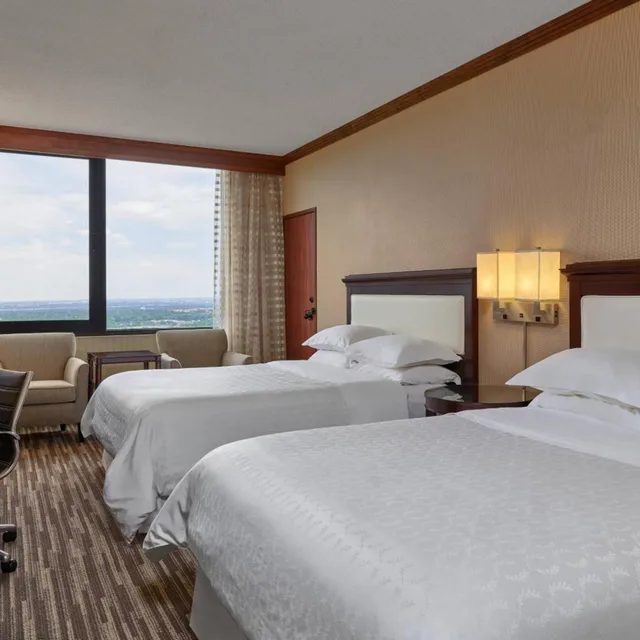 غرفة ديلوكس بسريرين كوين، Sheraton Denver West Hotel 2/2