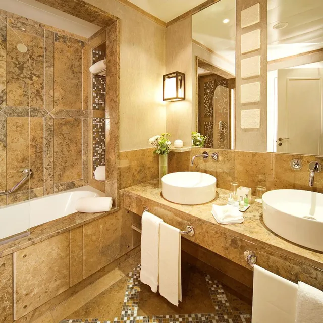 Seaview Retreat Double Room 3 pax, Grande Real Villa Italia Hotel and Spa 5/8