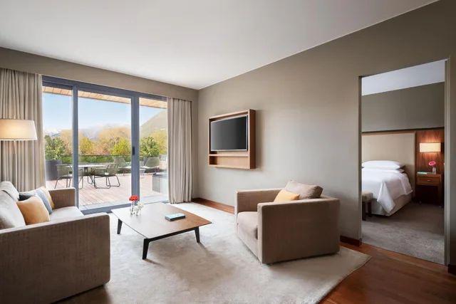 جناح بإطلالة على المسبح، Sheraton Lake Como Hotel 4/6