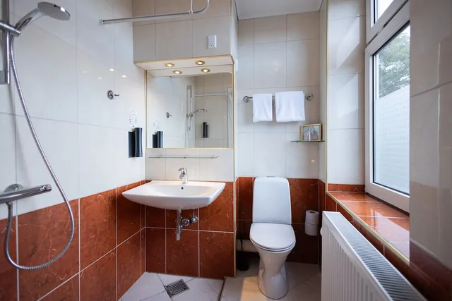 غرفة قياسية بسريرين منفصلين، Milling Hotel Plaza 4/6