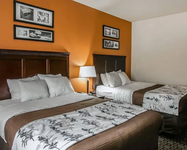 غرفة بسريرين كوين لذوي الإعاقة، Sleep Inn Suites Highway 290 Nw Freeway 2/4