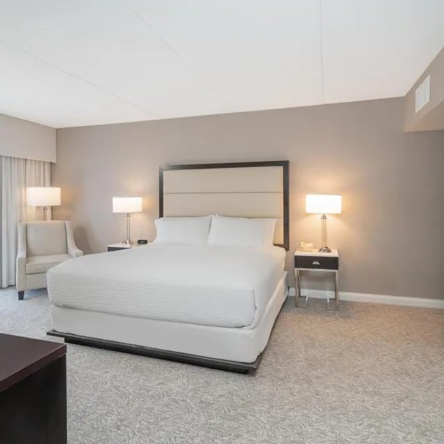 جناح تنفيذي، Holiday Inn Wilmington 1/2