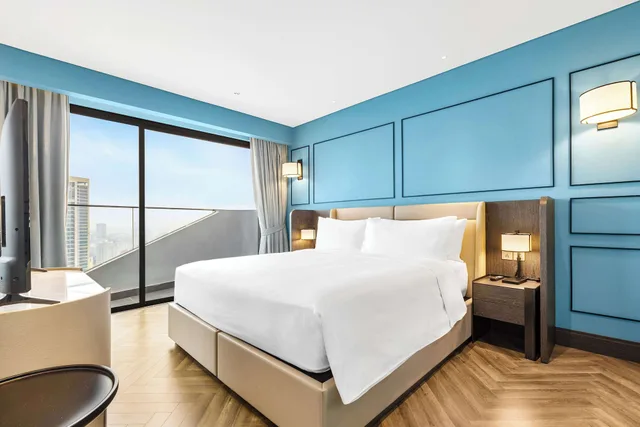 جناح جونيور بسرير مزدوج بحوض استحمام، Hilton Garden Inn Da Nang 2/7