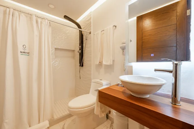 جناح بسرير مزدوج بدون إطلالة، Marvic Hotel 1/1