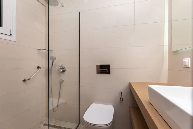 غرفة ديلوكس بسرير مزدوج بإطلالة على البحر بغرفة نوم واحدة، Sirocco Hotel 10/10