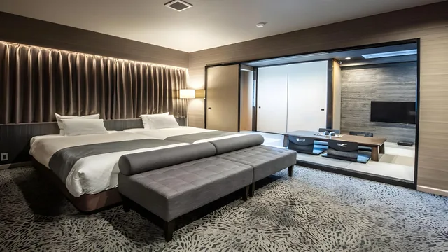 جناح، Hotel Banister Kyoto 1/1