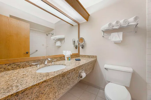 غرفة بسريرين كوين، Best Western Plus Mill Creek Inn 4/4