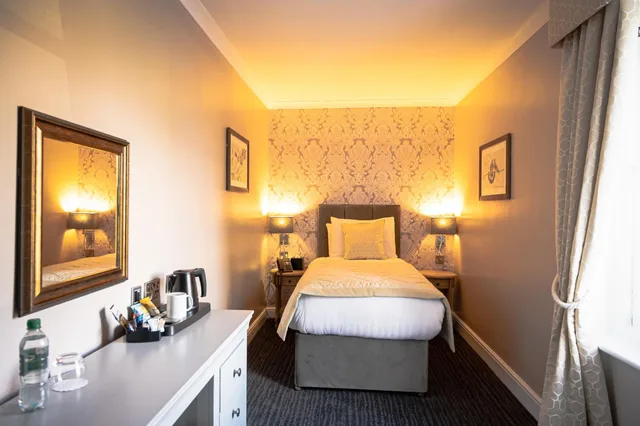 غرفة مريحة مفردة، Thames Riviera Hotel, Sure Hotel Collection by Best Western 4/8