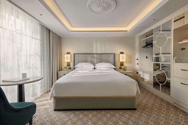 غرفة بسرير كينج بإطلالة على المدينة، Great Scotland Yard Unbound Collection By Hyatt 1/2