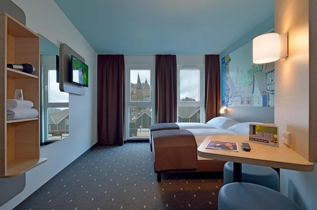 غرفة قياسية بسريرين منفصلين، B&B Hotel Marburg 3/3