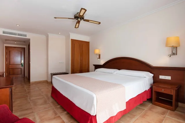 غرفة قياسية مفردة بسرير كوين، Valentin Star Menorca - Adults Only 4/10