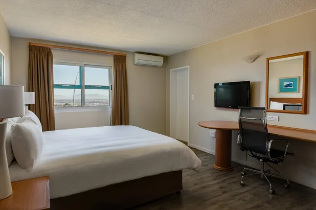 غرفة بسرير كينج، Protea Hotel by Marriott Cape Town Tyger Valley 18/20