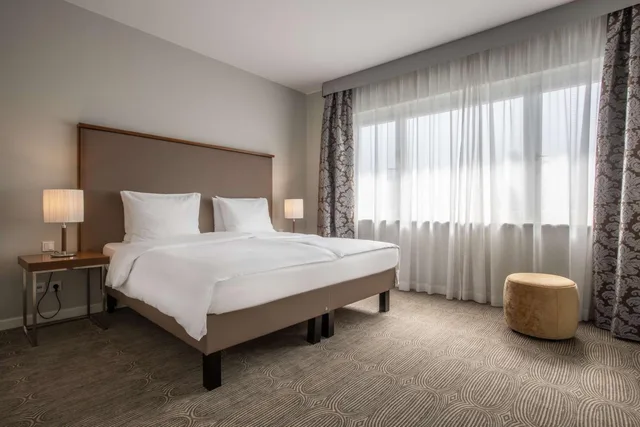 جناح، Radisson Sas Schwarzer Bock 8/10