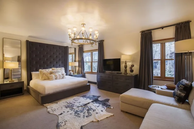 2 Bedrooms, Residence, 1 King and 2 Queen Beds, Riverside, The Auberge Residences at Element 52 4/10