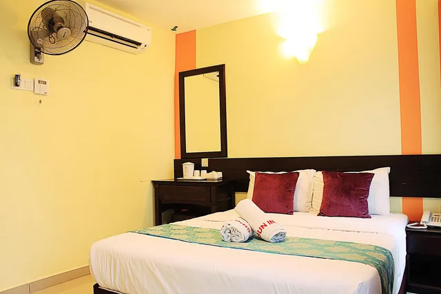 غرفة بريميير ديلوكس بسرير كينج، Sun Inns Hotel Ayer Keroh 3/4