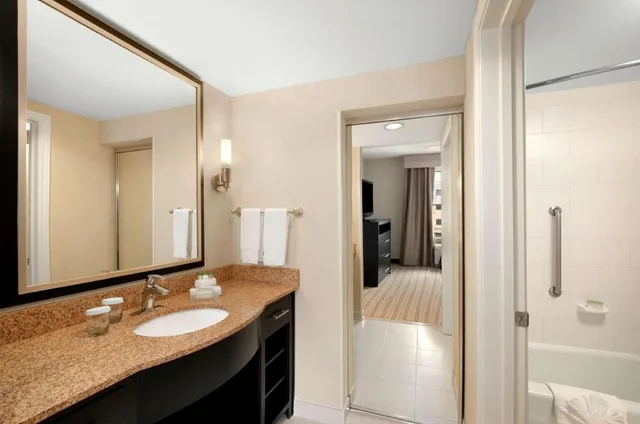 جناح بسرير كينج مع أريكة لذوي الإعاقة، Homewood Suites By Hilton Fort Worth West Cityview 2/2