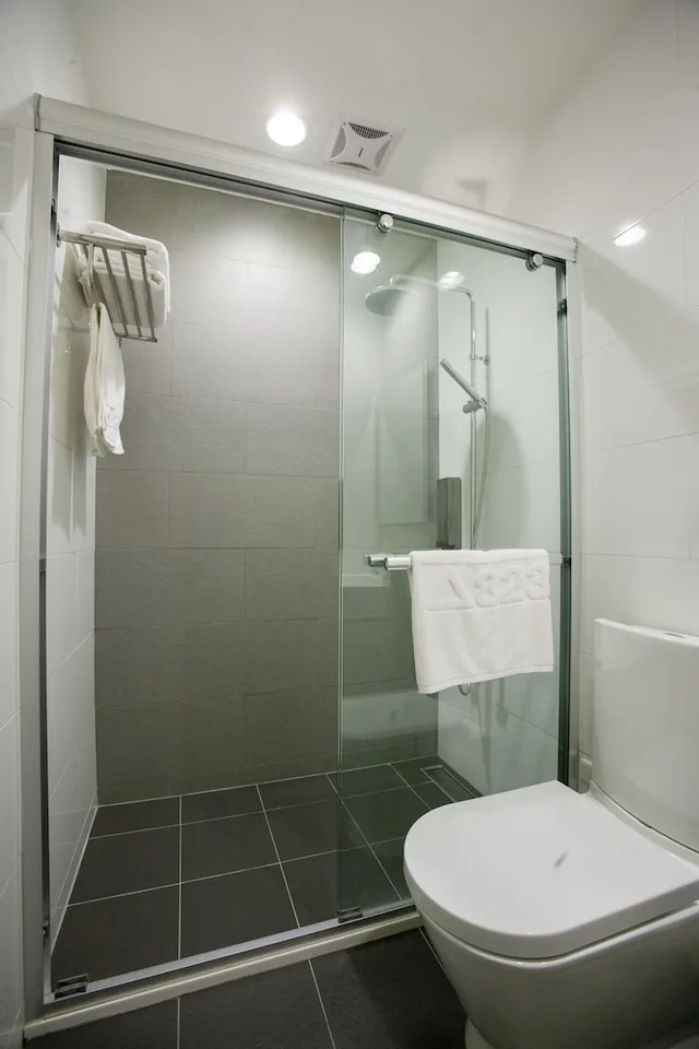 غرفة قياسية بسريرين منفصلين، 823-Tourist Hotel 3/3