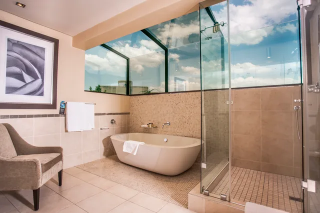 جناح رئاسي، Southern Sun Pretoria 3/3