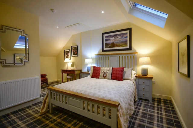 غرفة ديلوكس بسرير كوين، The Moon Inn at Stoney Middleton 2/4