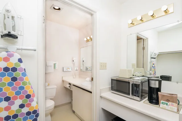 غرفة سوبيريور بسرير كوين، Cassandra Hotel 3/3