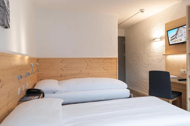 Triple Room Eiger، Jungfrau Lodge - Swiss Mountain Hotel 4/7