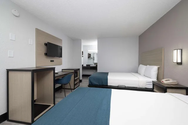 غرفة رباعية، Motel6 Tempe, AZ - Broadway - ASU 4/10