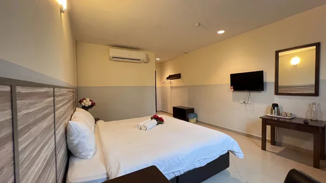 غرفة قياسية بسرير كينج، Chariton Skudai Hotel 1/3