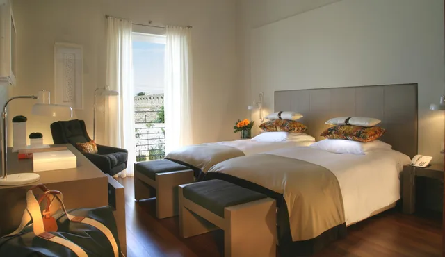 غرفة كلاسيكية مفردة بإطلالة على الحديقة، Mar de Ar Aqueduto Hotel 1/3
