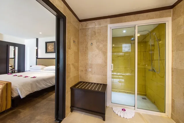 غرفة سوبيريور بسرير مزدوج أو سريرين منفصلين بإطلالة على البحر، ANDAMAN WHITE BEACH RESORT 2/2