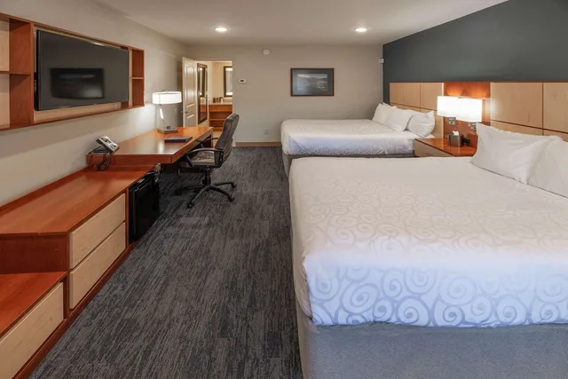 غرفة قياسية بسريرين كوين، Best Western Plus Clocktower Inn 1/10